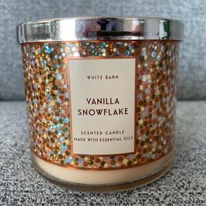 Bath & Body Works: White Barn - Vanilla Snowflake
